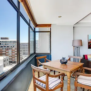 Backup-powered Bantry Bay View 2 Bed , Cape Town South Africa